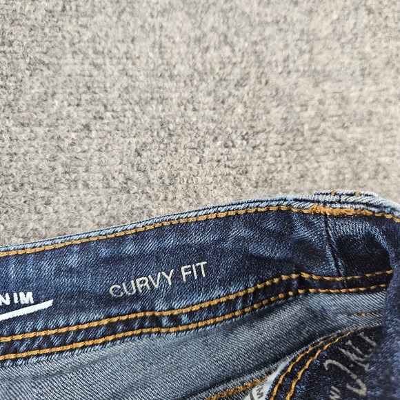 INC International Concepts Curvy Capri Jeans Dark Wash Embroidered Blue Size 0 - Picture 9 of 15